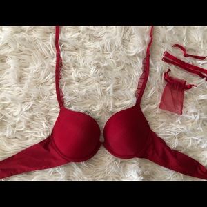 Beautiful Blood 🩸 Red Bra